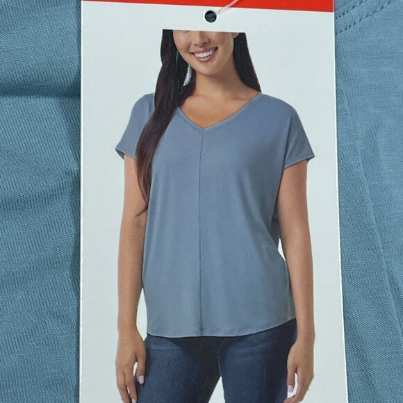 Womens 32 Deg Light Blue V-Neck Short Sleeve Top M Soft Stretchy Fabric NWT 6625 - Picture 3 of 7